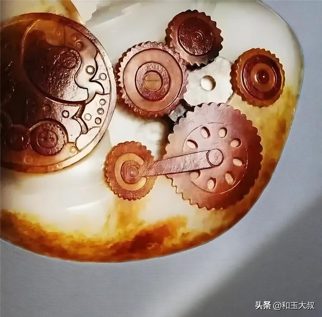 和田玉杀入漫展？现在的传统玉雕太老土，二次元题材一年溢价几倍