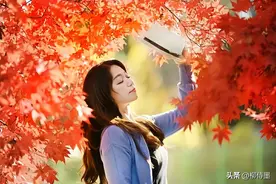 阿姨拍照手放哪儿？好看的姿势学起来，优雅上镜有气质图片