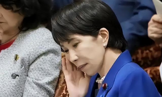 特朗普示意后，高市不装了：日本必须拥核，话语刚落	，金正恩现身