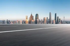 给女朋友转账51万，自己只吃10块钱的外卖，胖猫跳江该警惕什么？图片