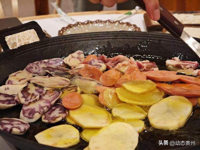 南国冰雪启新篇 凉都冬游焕活力——2025—2026六盘水滑雪季启幕