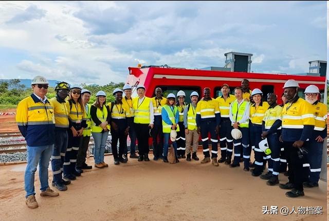 国运来了挡不住！30亿吨铁矿重见天日，美媒：中国将改写全球格局
