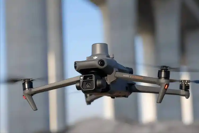 特朗普又制裁，中方下最后通牒：撤销无人机禁令，否则后果自负！