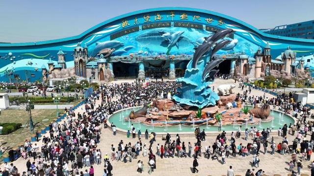 212.93万人次！入列十大热门城市！