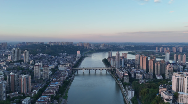不营销不扎堆！山水小城日常即旅行，待过就不想离开