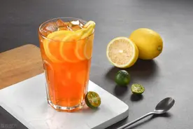 体检查出肝囊肿，别慌，建议参考这5种治疗方式，或许能帮到你图片