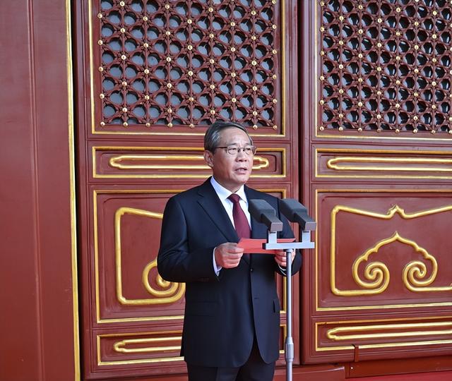 朝鲜阅兵式，全球都在等中国表态，关键时刻，中方给出明确信号