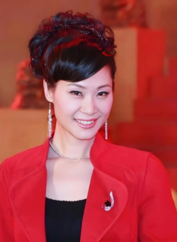 于文华也没想到，大衣哥爆红14年后，如今终于过上了理想生活