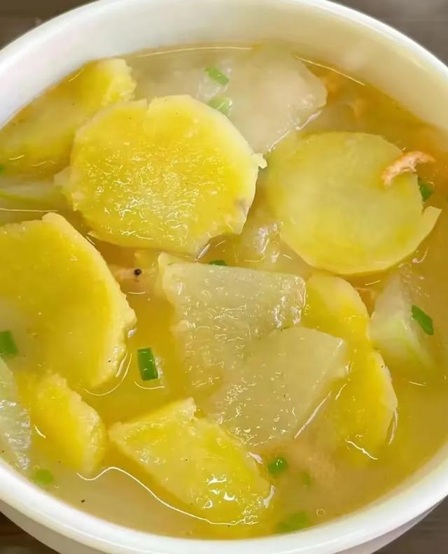 七月吃一瓜，中药不用抓，一排湿消肿，二清热解暑，清淡又助消化