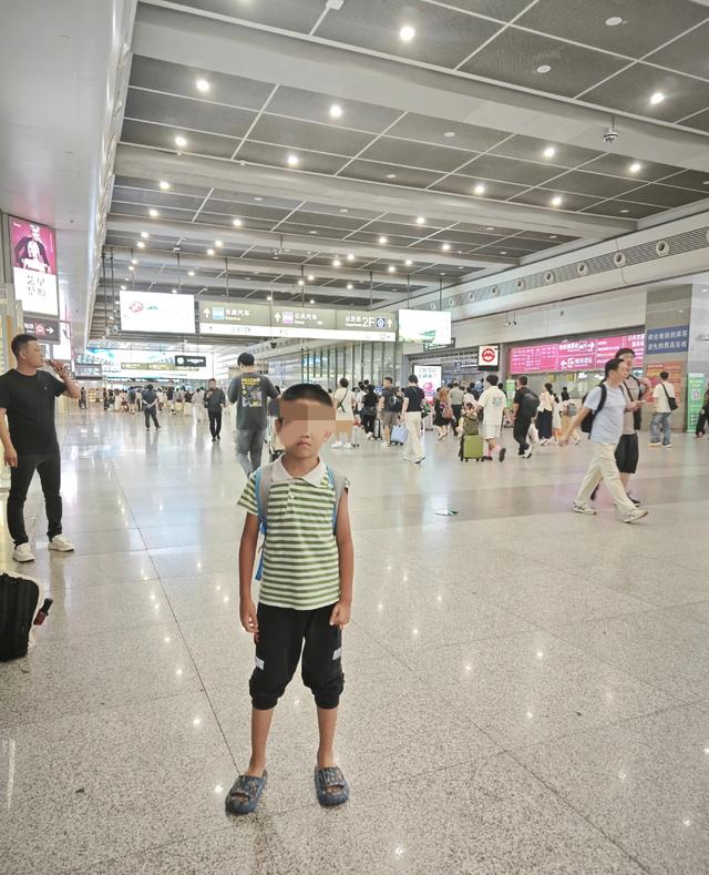 八岁小屁孩暑假高铁深度游攻略,读万卷书走万里路