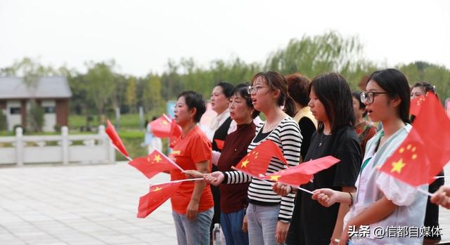 百泉鸳水畔的甜蜜时光
