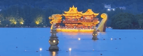 动画照进现实！这个假期，奔赴电影同款取景地~