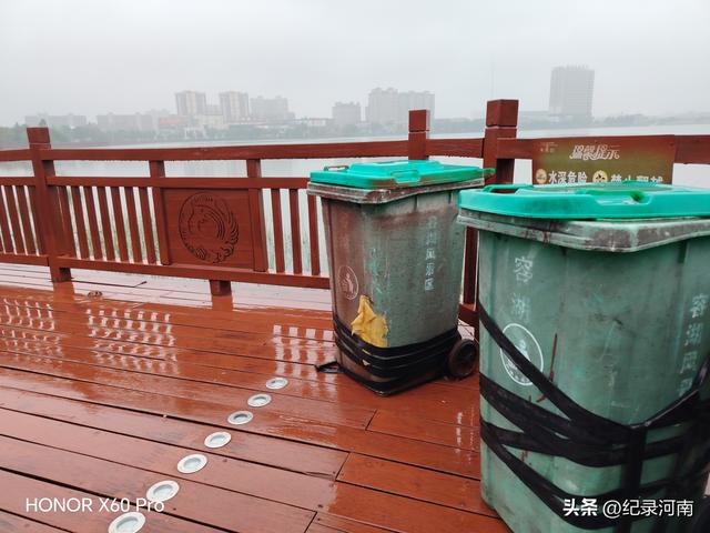七上八下全国文明城市柘城县迎来汛期，晨练国家湿地公园榕湖发现