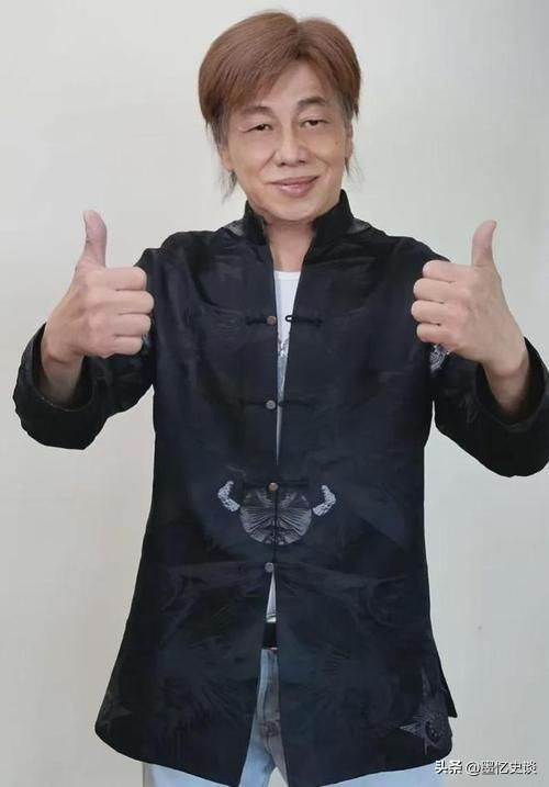 陈光标怒撕遮羞布：功夫巨星梁小龙哪里是病死	，分明是被折腾死的