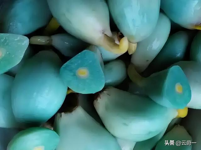 不是迷信！明日腊八节，建议大家：1不出、2不泡	、3要吃	，别大意