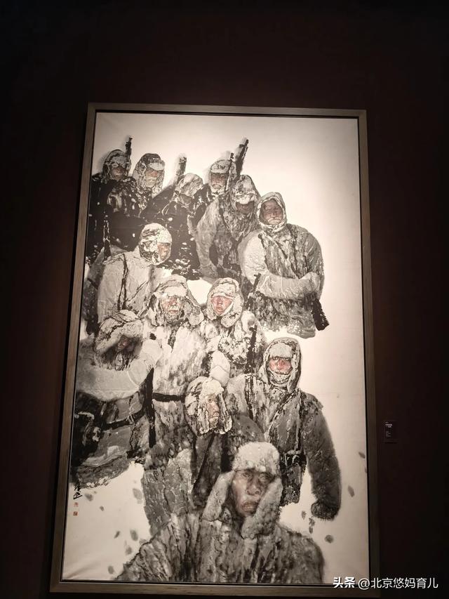 带孩子去中国美术馆参观“人民必胜”主题展,爱国主义教育太深刻