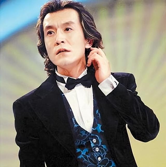 李咏也没想到，自己离世8年后，23岁的女儿就走上一条异样的道路