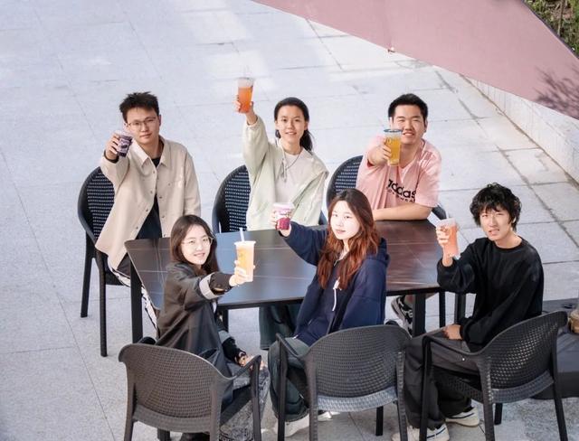 国庆去哪玩？上海成“热门选择”，这所大学值得打卡！