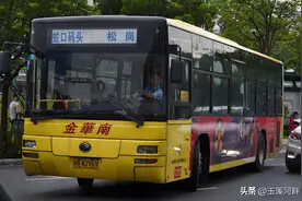 深圳公交速度之王331路，经常开100码，比地铁还快，号称黄色闪电图片