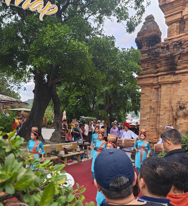 越南七日游值1680还是6800？天知道，但组织者和旅行社都在赌