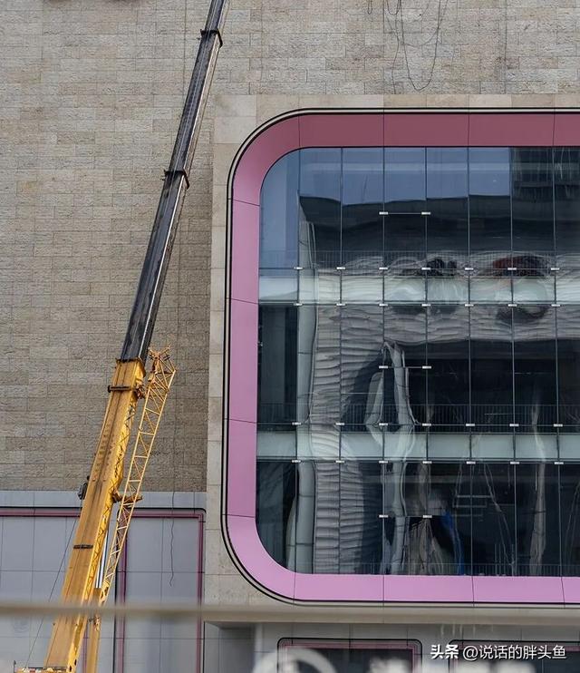 南京第2座德基，突然挂牌！亮灯！