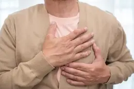 肺不好要戒糖？医生强烈建议：若想肺恢复健康，这3样千万要忌口图片