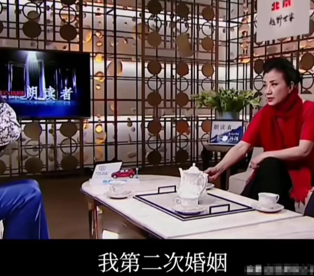 终于发火了！汪明荃指责老伴罗家英：胡说八道，大嘴巴，不尊重我