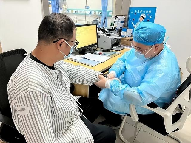 调查发现：男性若长期不喝酒，用不了4个月，身体或出现9大改变