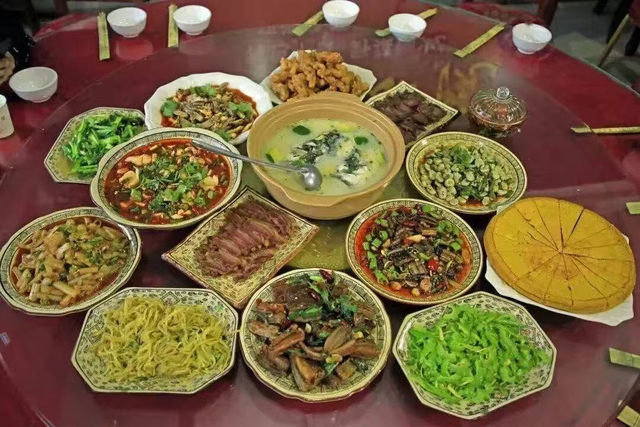 “动”感“川超”，“昌”享文旅——西昌邀您坐上动车，解锁足球与阳光的双重狂欢！