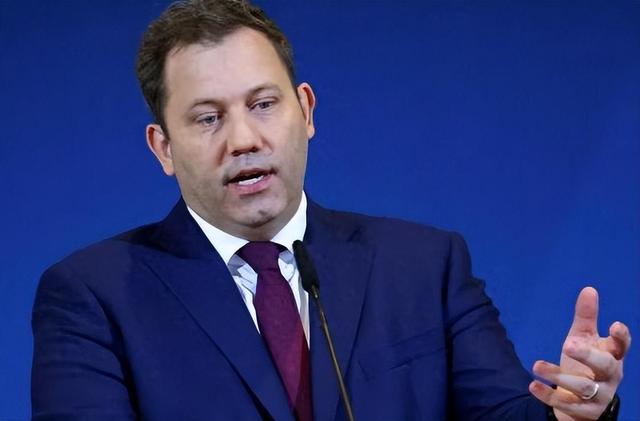 日本话音刚落，又一国介入台海，专机已经离华，要逼中国做3件事