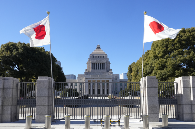 日本通告全球，将强登钓鱼岛？普京政府也选边站了