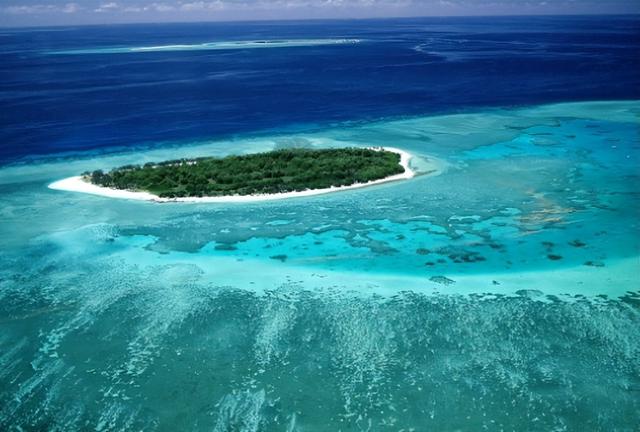 王毅通告全球，绝不允许3件事发生，话音刚落，日本开危险首枪