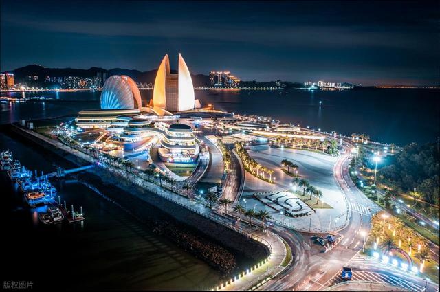 国内几乎 “0 差评” 的城市！交通便利不绕路，60 岁前一定要去一次