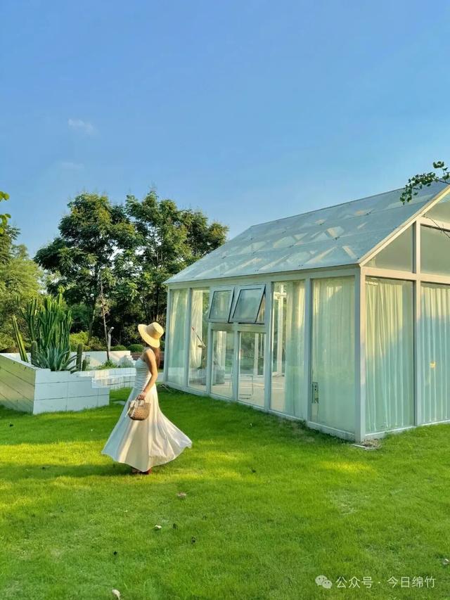 5折！5折！5折！绵竹麓棠温泉周年福利杀疯啦！赶紧冲！