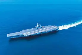 为收台做准备，大陆划出大片禁航区，解放军两艘航母南北夹击台湾图片