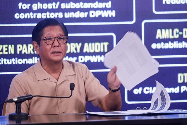 菲律宾风雨欲来	，杜特尔特之孙在中国5天，家族亲华传统不能丢