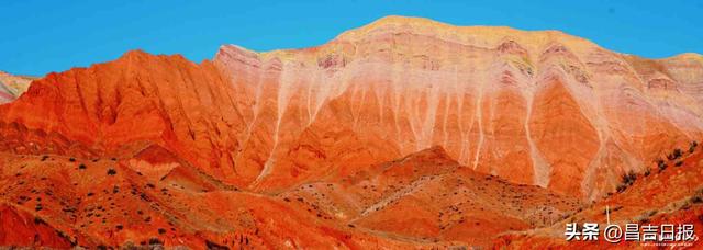 大地织锦！昌吉百里丹霞的色彩密码与纹理诗意