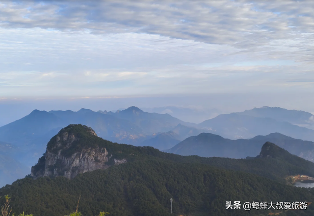 因爆火而实行预约制的杭州名山太绝了，有云海、日出、雾凇、雪景