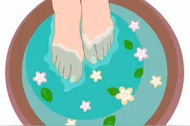 泡脚养生导致二级烫伤？！老中医：冬季泡脚好处多，但并不一定适合你！关于泡脚的这6个误区，您得了解图片