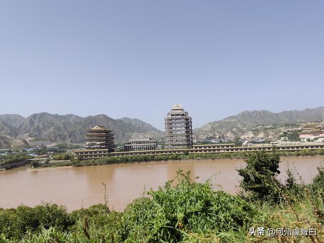 什川东北的黄河峡谷
