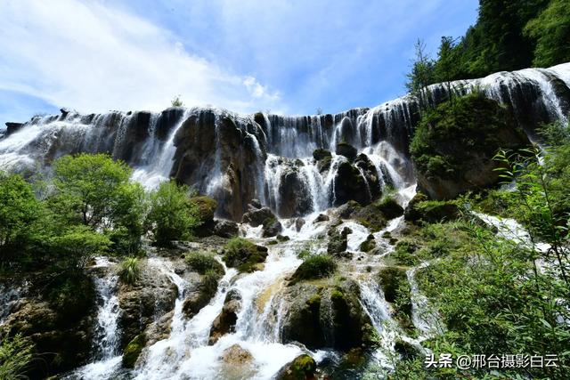 九寨沟:梦幻海子,人间绝色(图)