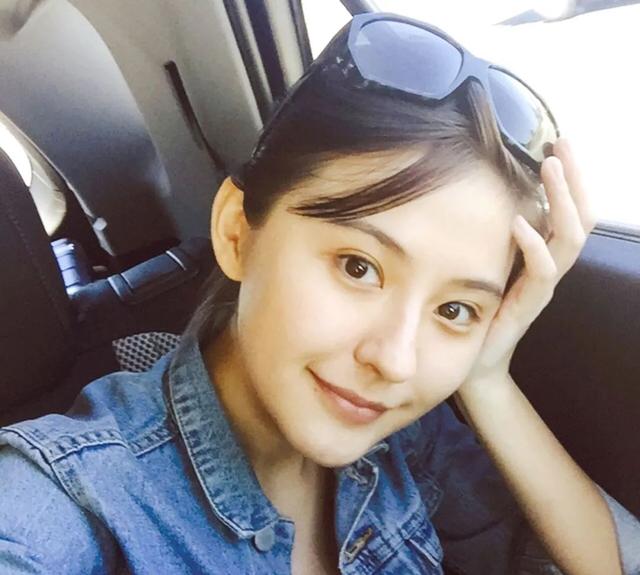 从“拽妃”到商界大亨，39岁的热依扎：隐婚生子，争议不断