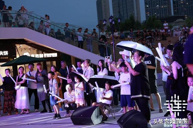 去海边！赴约时尚度100分的夏天