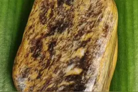 中国各地陆续发现的艾德莱斯玉，与和田玉如影随形图片