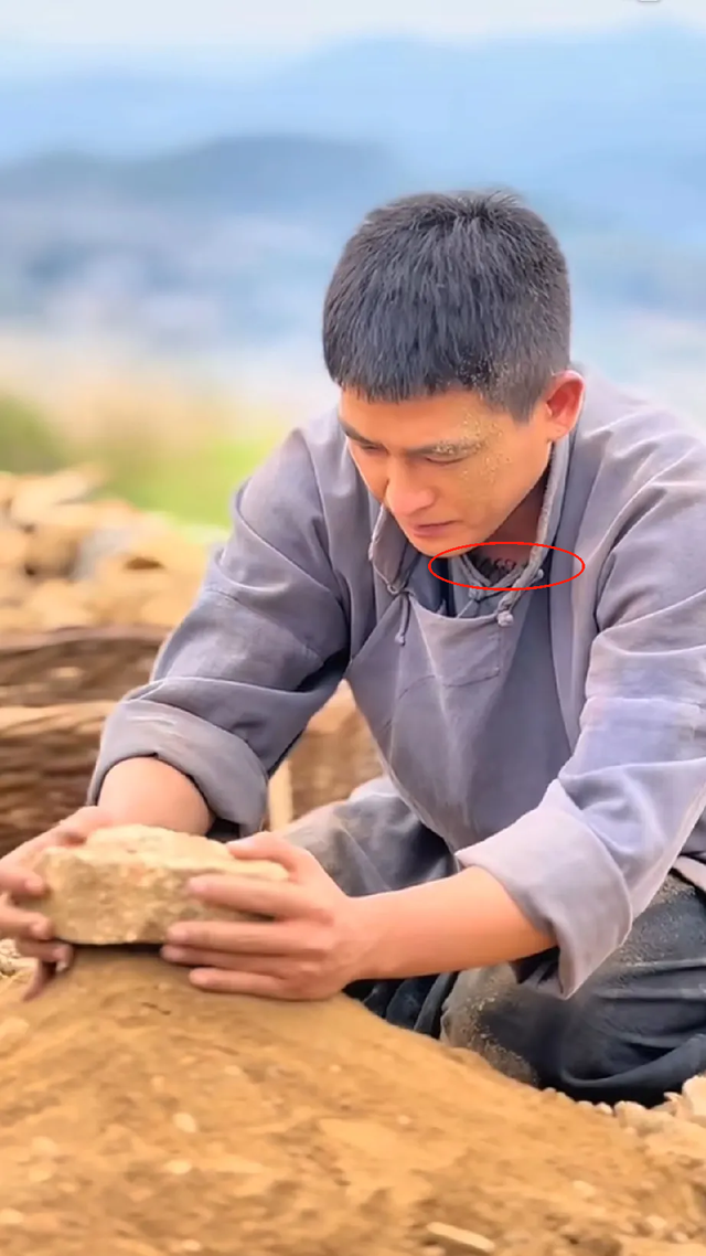 身上8处纹身还演农民？央视《生万物》闭眼选角，张艺谋真说对了