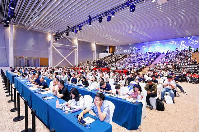 智造未来：北京2025世界机器人大会展现具身智能新时代