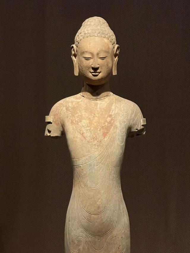 青州博物馆笔记，与他们对视三秒你能不能忍住不笑？青州的微笑