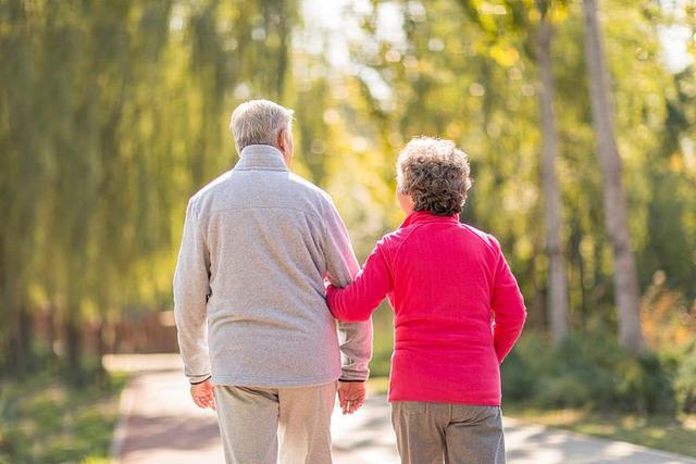 人有没有糖尿病，散步就知道？有糖尿病的人，散步常有这5个特征