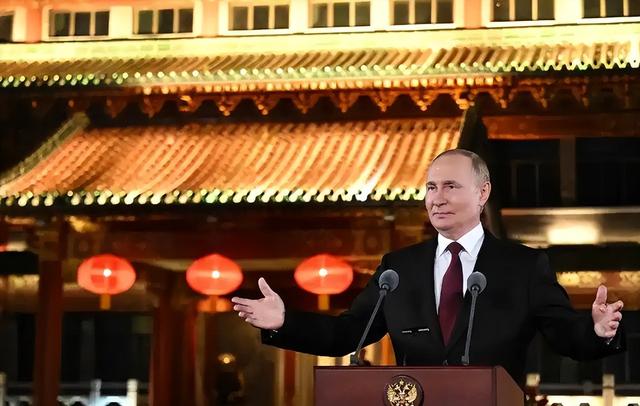 24小时内连收两大噩耗，普京一句不跟中国提及，准备自己硬扛到底