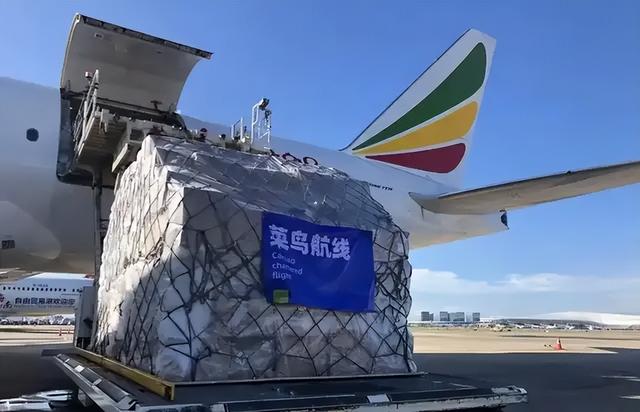 1000亿菜鸟，海外狂奔